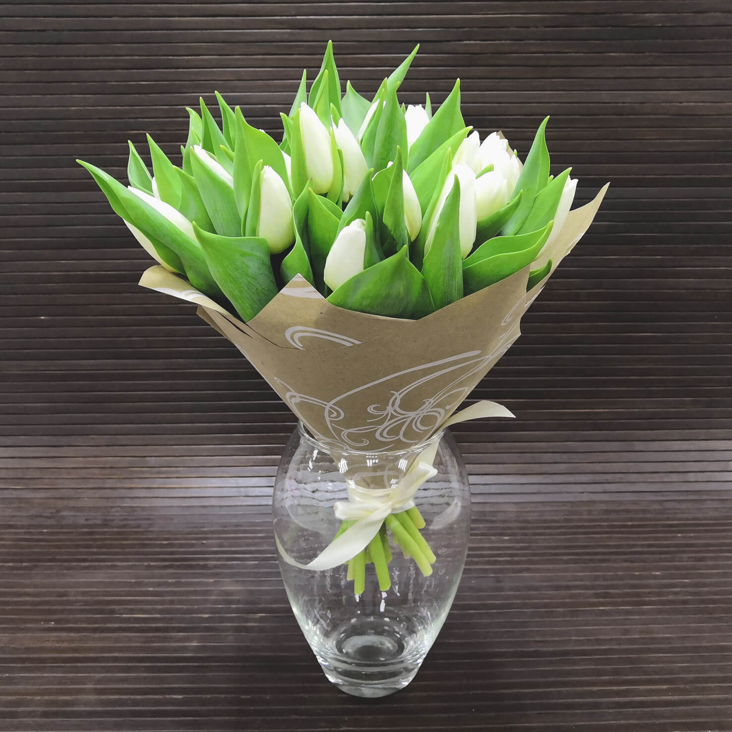 Букет из 21 белого тюльпана №2