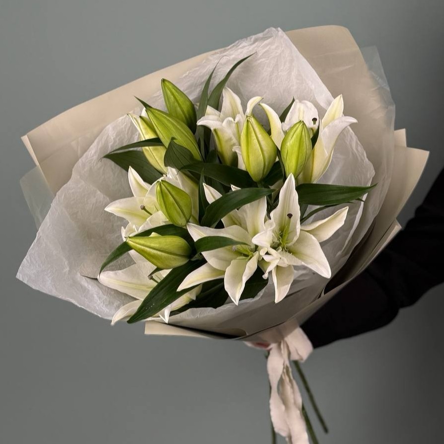 Букет из лилий