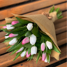 Букет из 21 тюльпана 