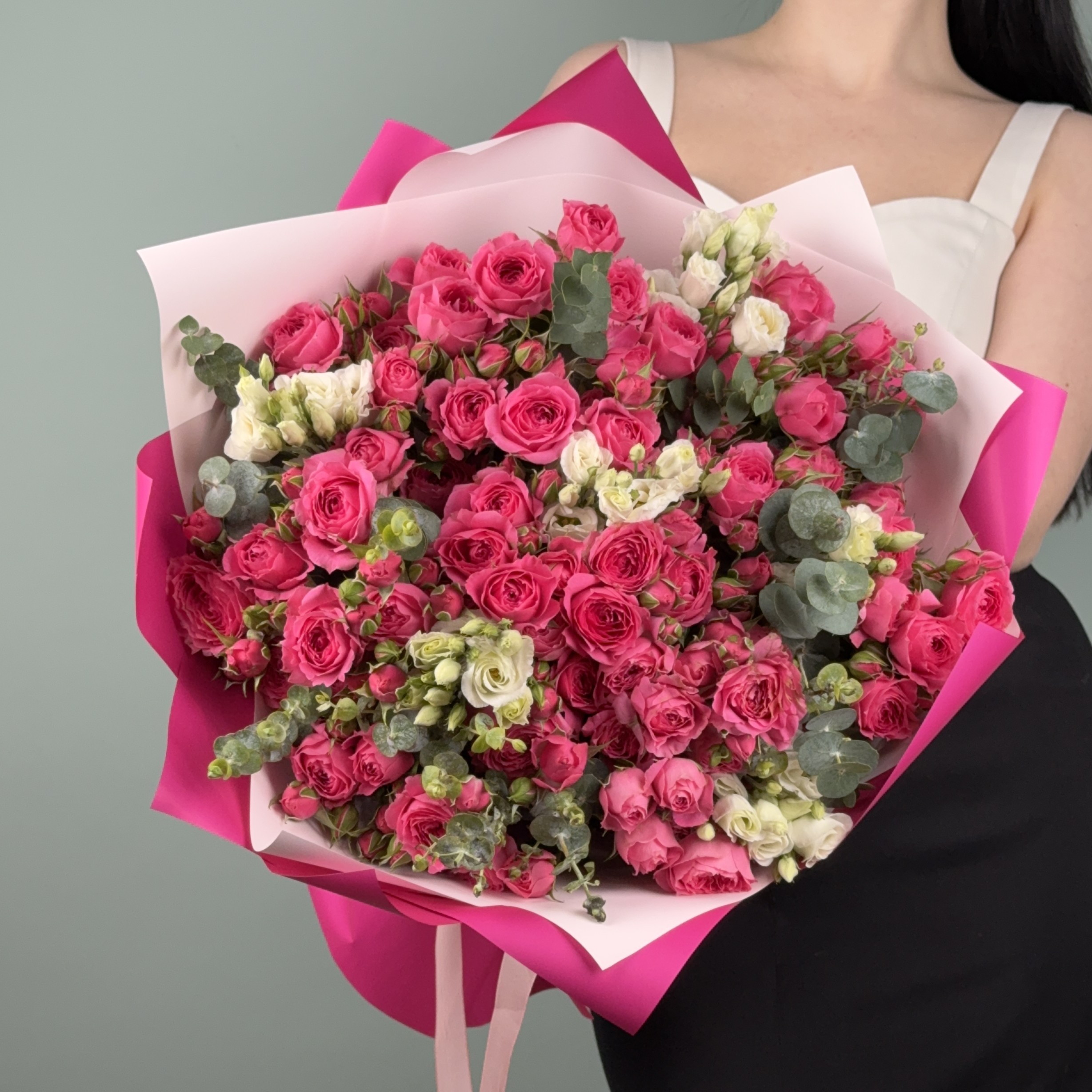 Эустома и пионовидные  кустовые розы